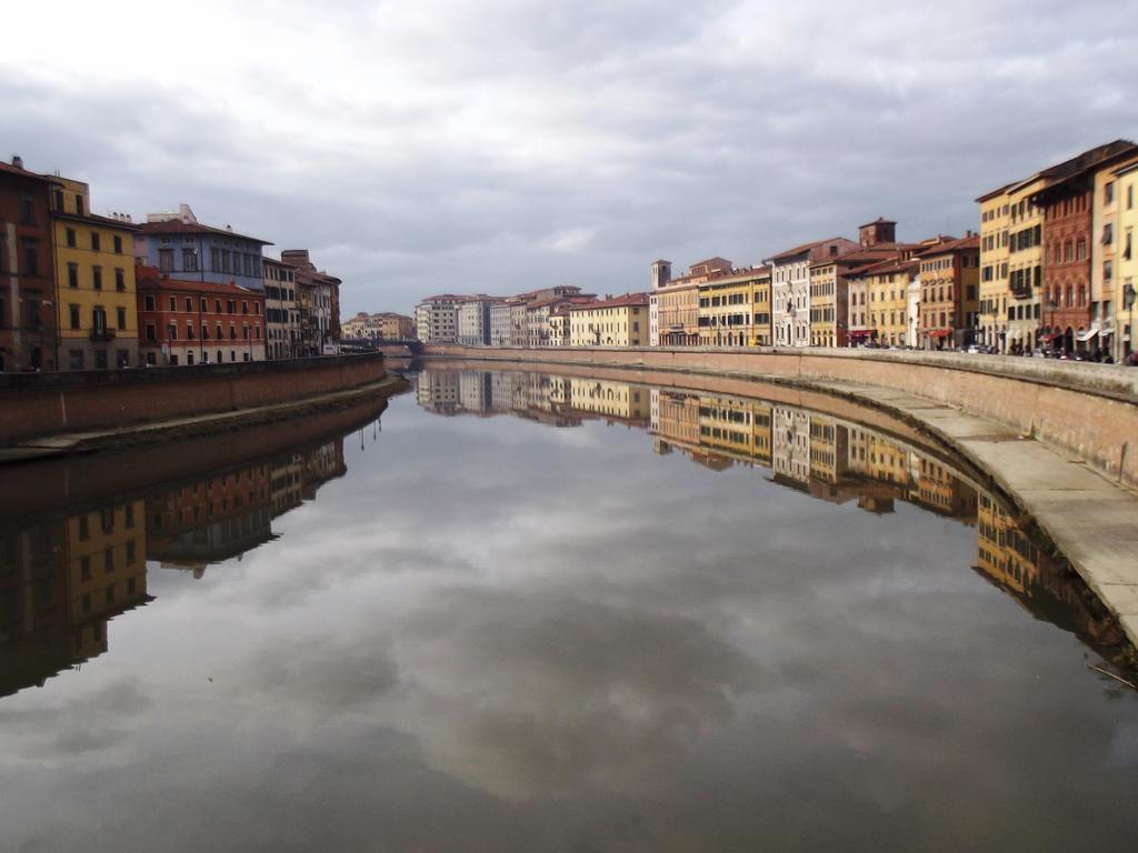 Pisa Apartment Номер фото